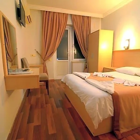 Caria Royal 3*