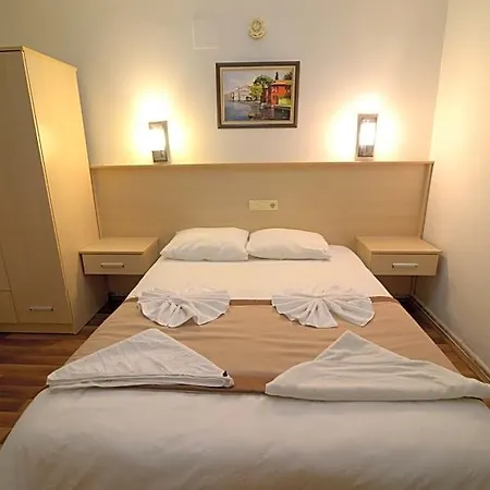 Caria Royal 3*