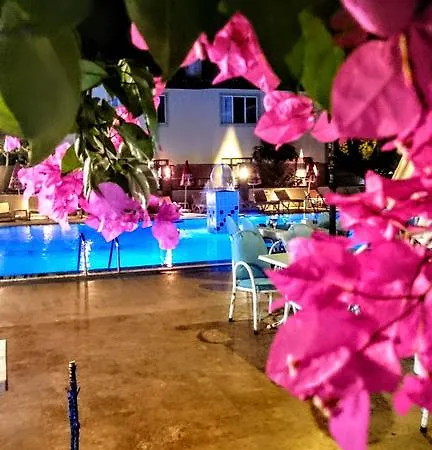 Hotel Caria Royal 3*