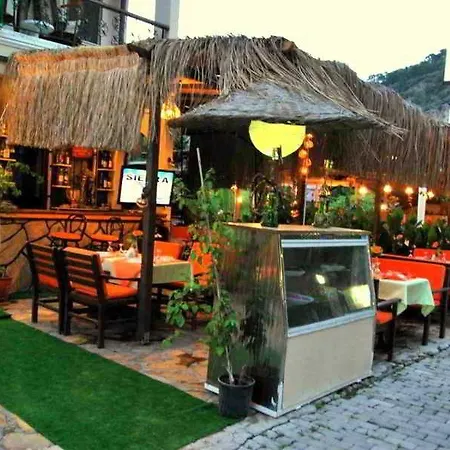 Hotel Royal 3*