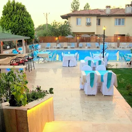 Royal 3*